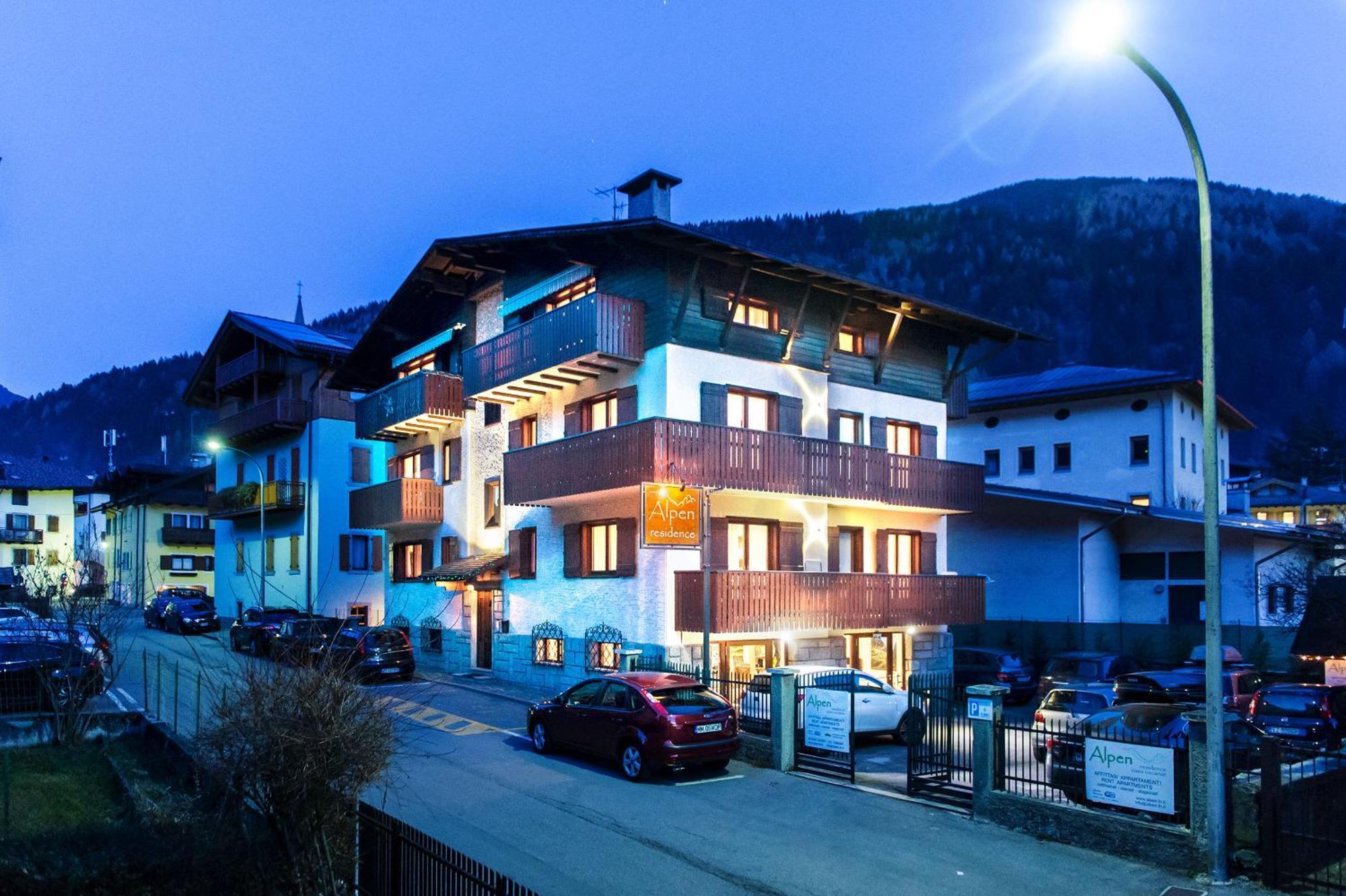 Residence Alpen Casavacanze Pinzolo Dış mekan fotoğraf
